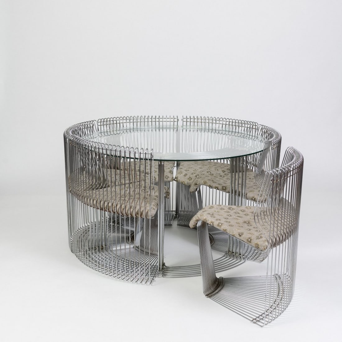 Verner Panton , Six chairs and table 'Pantonova', 1971 (design) (1 of 9)