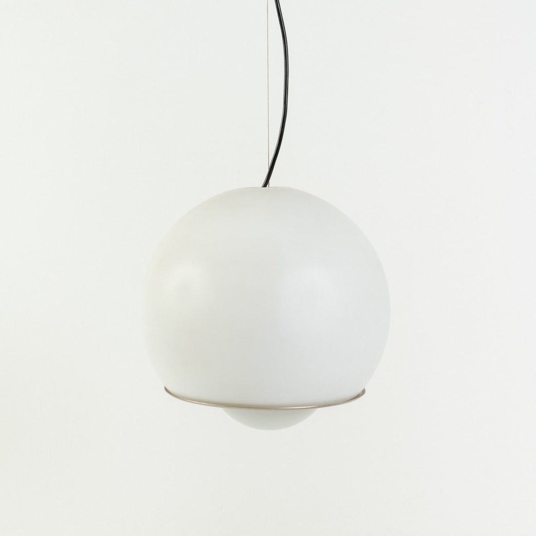 Fontana Arte, Milan, Ceiling light '2465', 1960s (design): <p>H. 39.5 cm, &Oslash; 38 cm. <br />Fontana Arte, Milan. <br />Glass, opal white, sheet metal. </p>