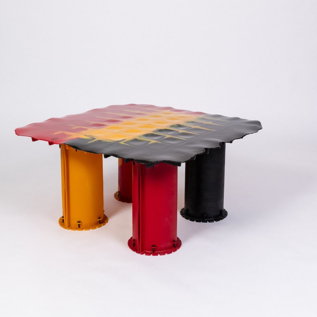 Gaetano Pesce, One-off coffee table 'Nobody's Living Table' from the series 'Nobody's perfect', 2003: <p>H. 50 x 102 x 102 cm. <br />Zerodisegno, San Giuliano Vecchio, 2003. <br />Plastic, red, black and yellow; resin, red, black and yellow. <br />Marked: Manufacturer and desig
