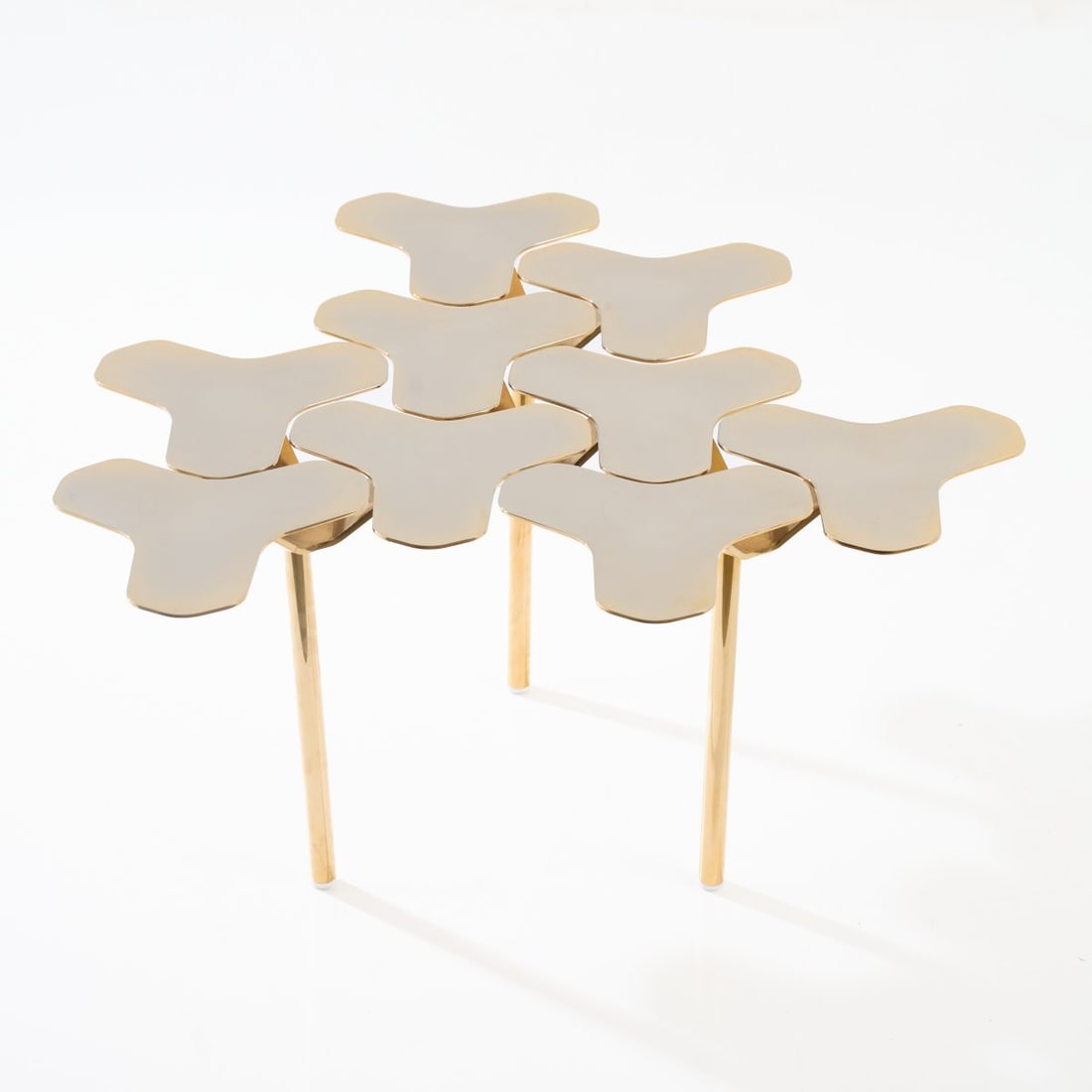 Philippe Bestenheider, Side table 'Nanook', 2008 (design): <p>H. 34 x 60 x 63 cm. <br />Moroso, Tavagnacco, 2000s. <br />Tubular steel, sheet steel, gold.</p>