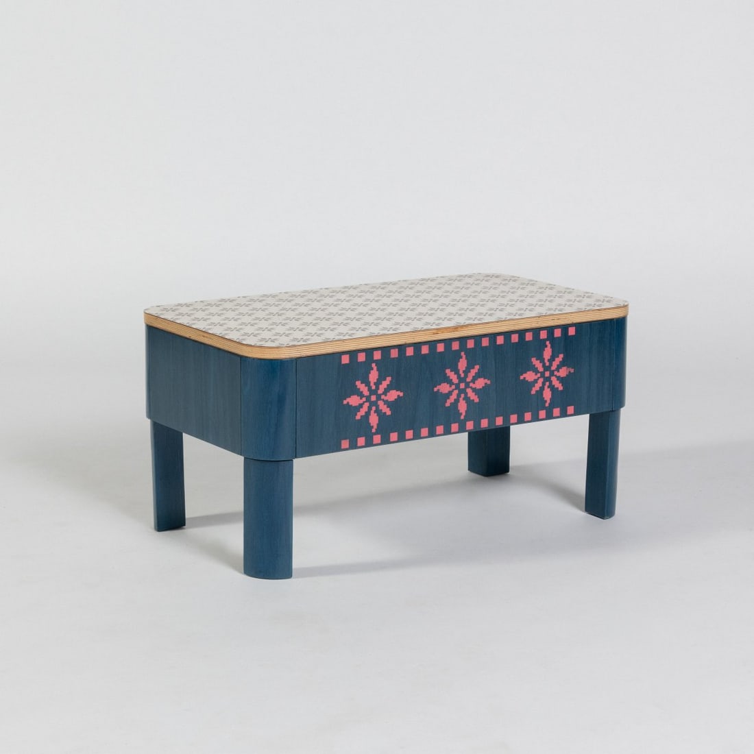 Alessandro Mendini, Side table 'Tobi' from the 'Easy Home' collection, 1995 (design) (1 of 4)