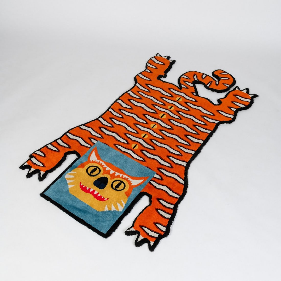 Walter van Beirendonck, Carpet 'Kwade Tijger' from the 'Glödande' collection, 2016 (design) (1 of 4)