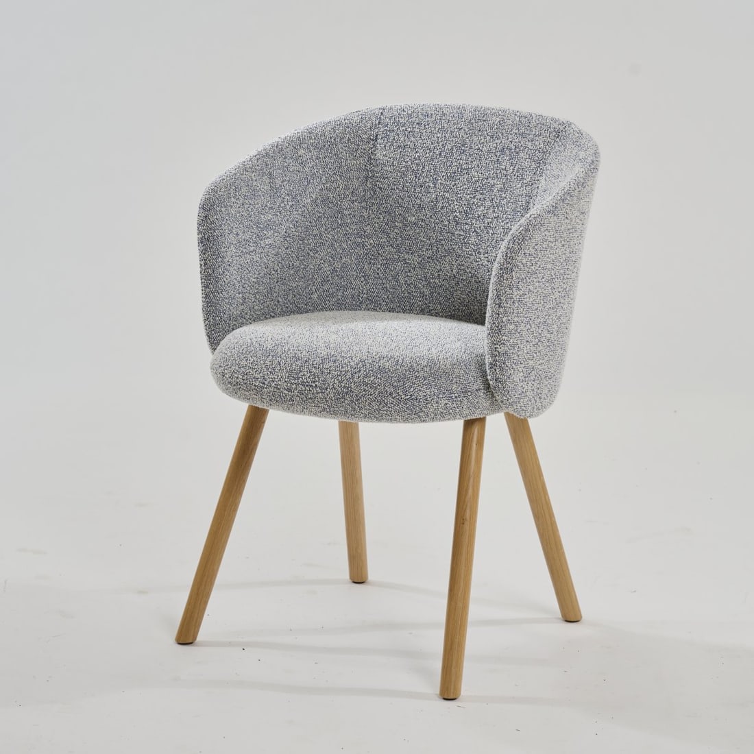 Edward Barber; Jay Osgerby, Armchair 'Mikado', c. 2023 (design): <p>H. 80 x 56.5 x 59 cm. <br />Vitra, Birsfelden. <br />Oak, textile, blue and white boucl&eacute; fabric. <br />Marked: Manufacturer's sticker with designer information. &