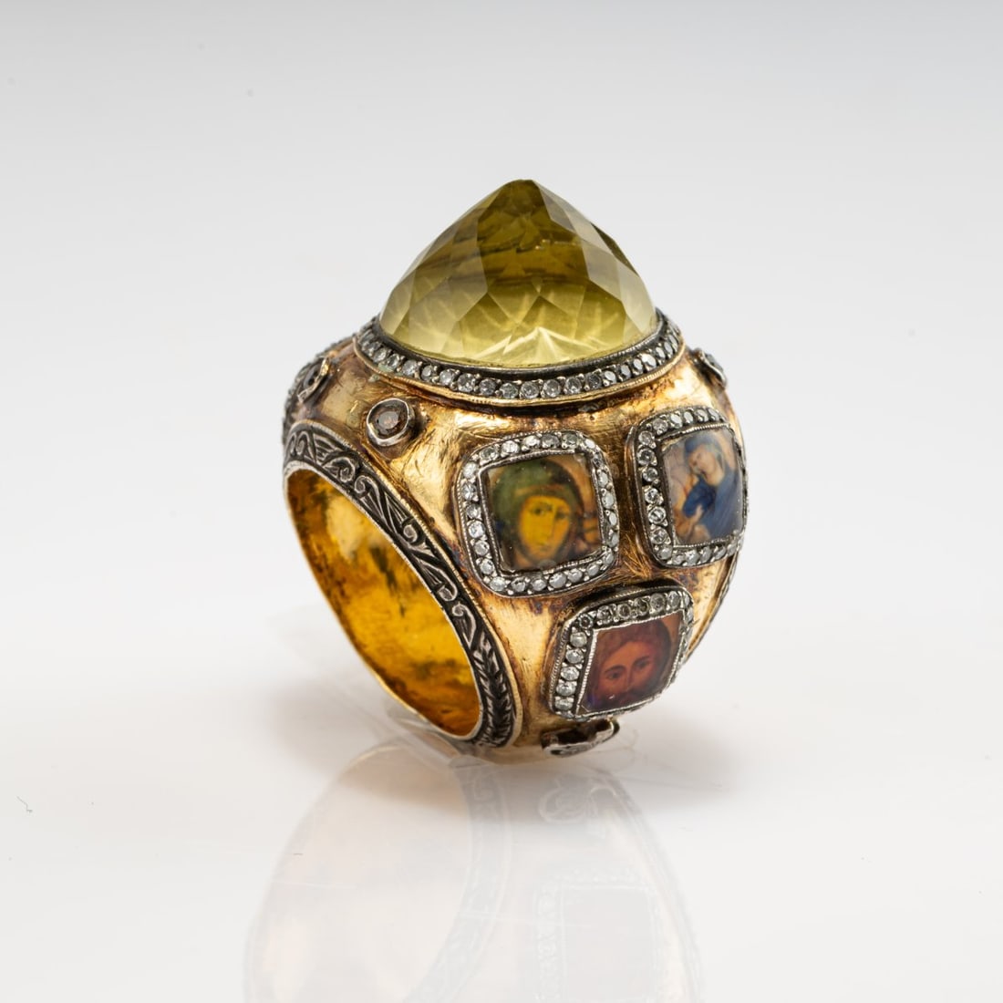 Sevan Biçakçi (1965), Ring with devotional images, 2005 - 5