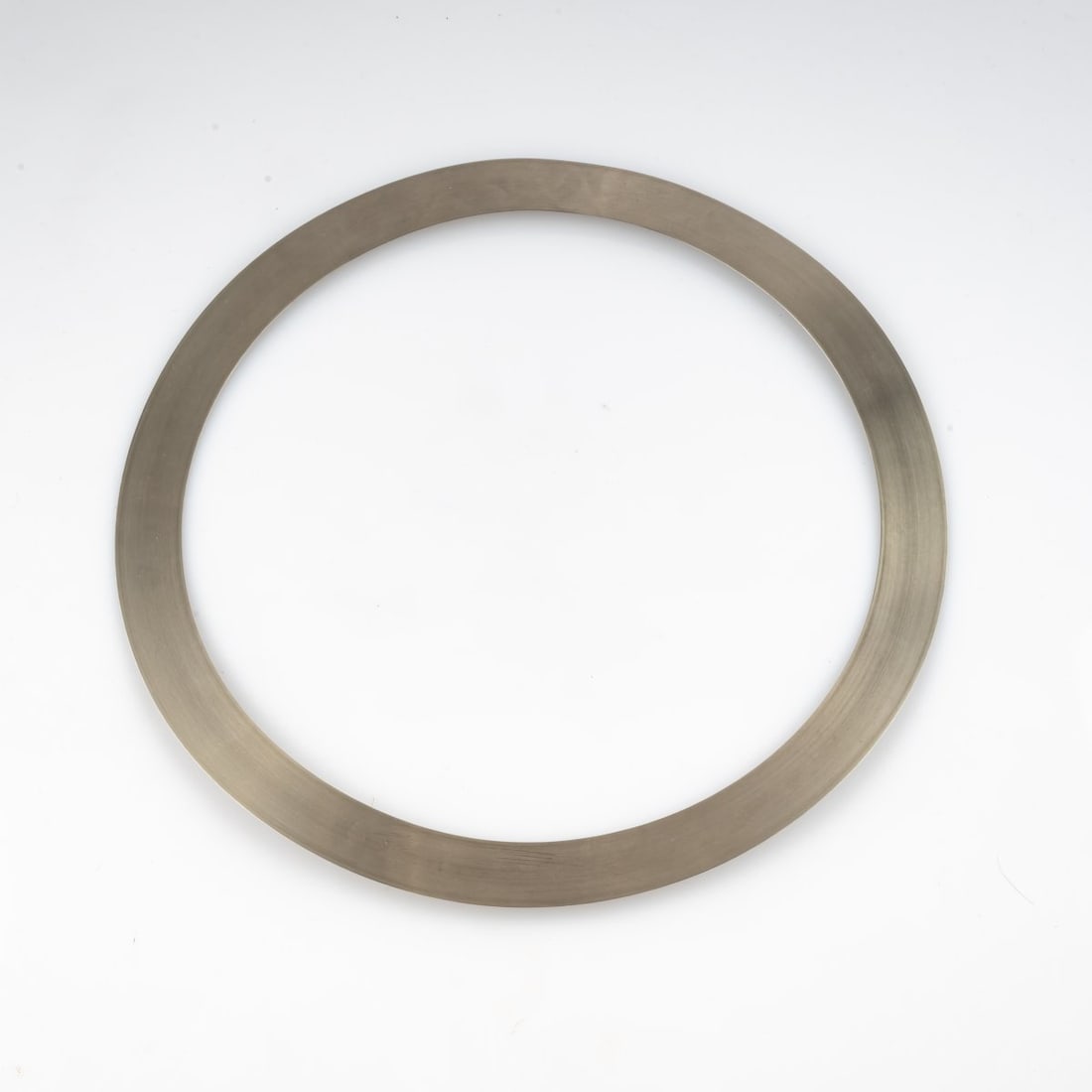 Frans van Nieuwenborg; Martijn Wegman, 'The circular Bracelet', 1975 (1 of 2)