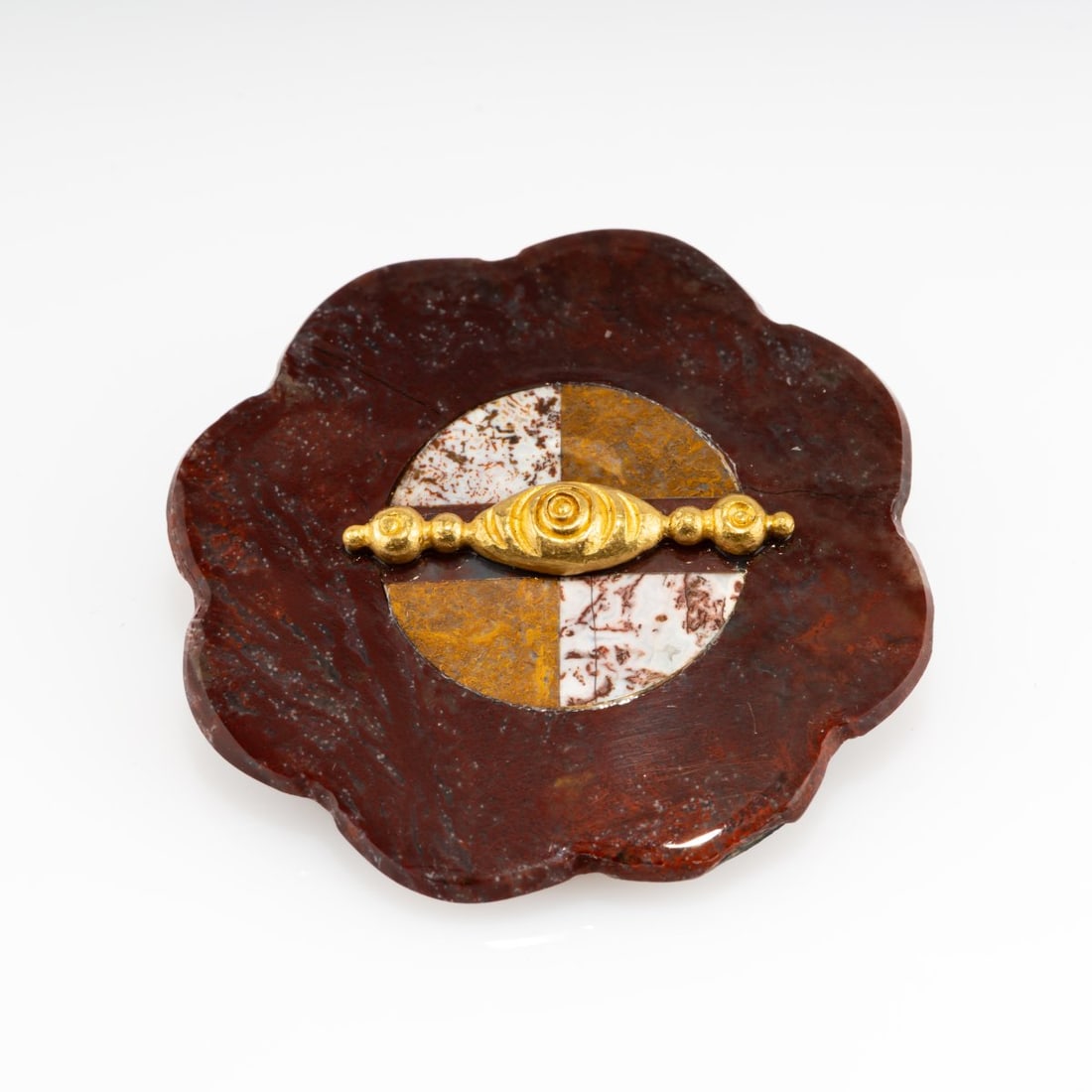 Ebbe Weiss-Weingart (1923 Nürnberg - 2019 Salem), Brooch, 1950s: <p>Sterling silver (925), gold, agates. <br />17.21 grams. &Oslash; 44 mm. <br />Stamped: artist's signet, 925.</p>