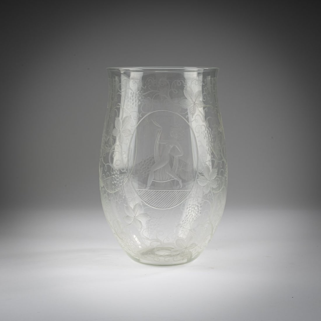 Franz Pelzel, 'La danza' vase, 1938: <p>Model No. 501. H. 24.7 cm. Execution: Ferro Toso Barovier for S.A.L.I.R. Colorless glass, engraved decoration featuring dancers and