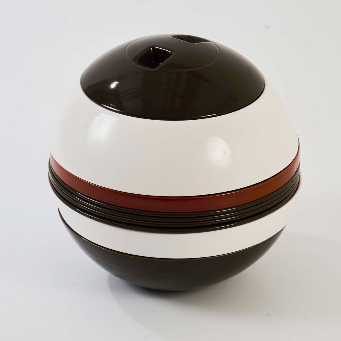 Helen von Boch; Federigo Fabbrini , 'La Boule' tableware set, 1971 (design) (1 of 4)
