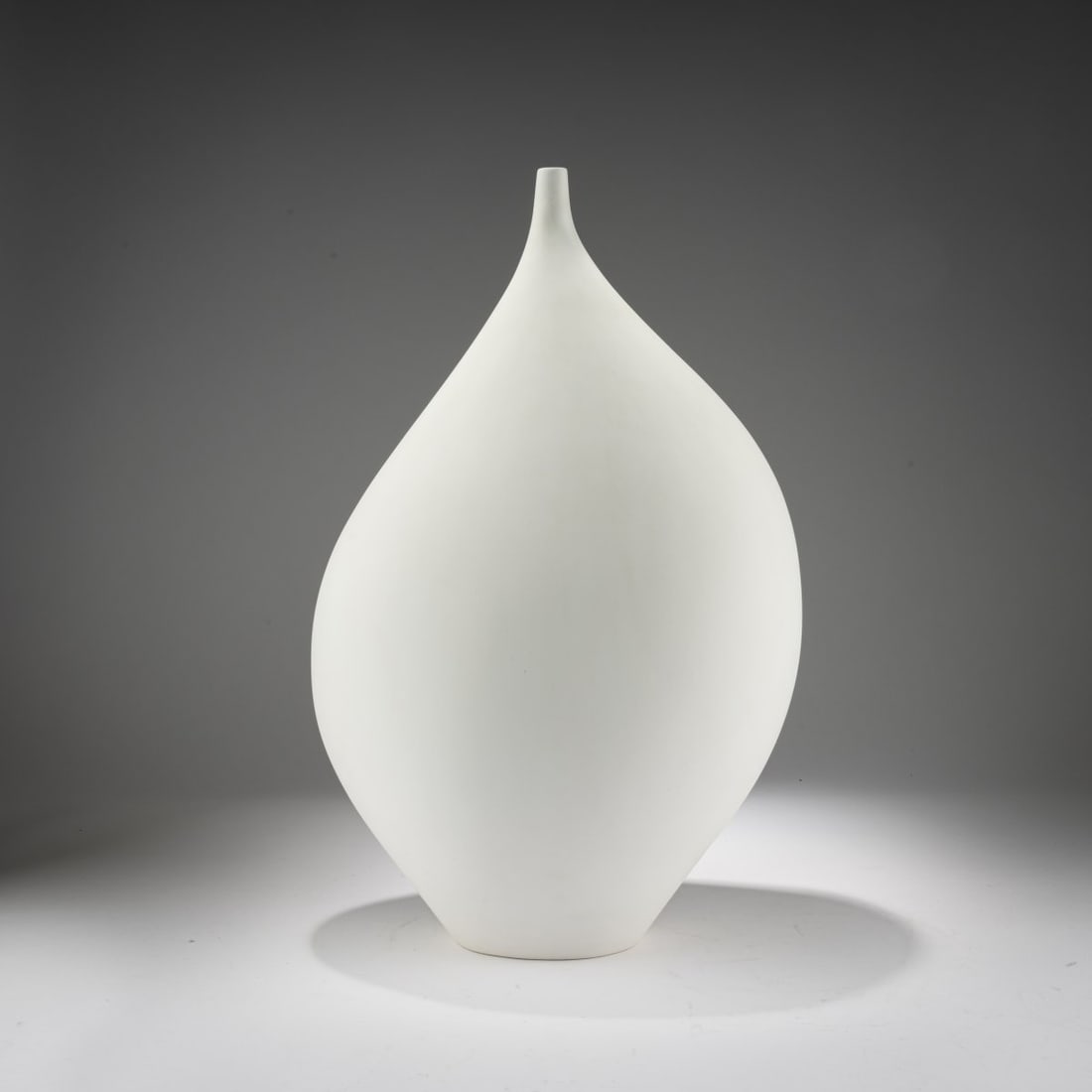 Rosary Rat, 'Goccia' vase, 2000s (design): <p>H. 48 cm, &Oslash; 32.5 cm.<br />Kose, Milan.<br />Clay, matte, white.<br />Marked: Manufacturer's sticker.</p>