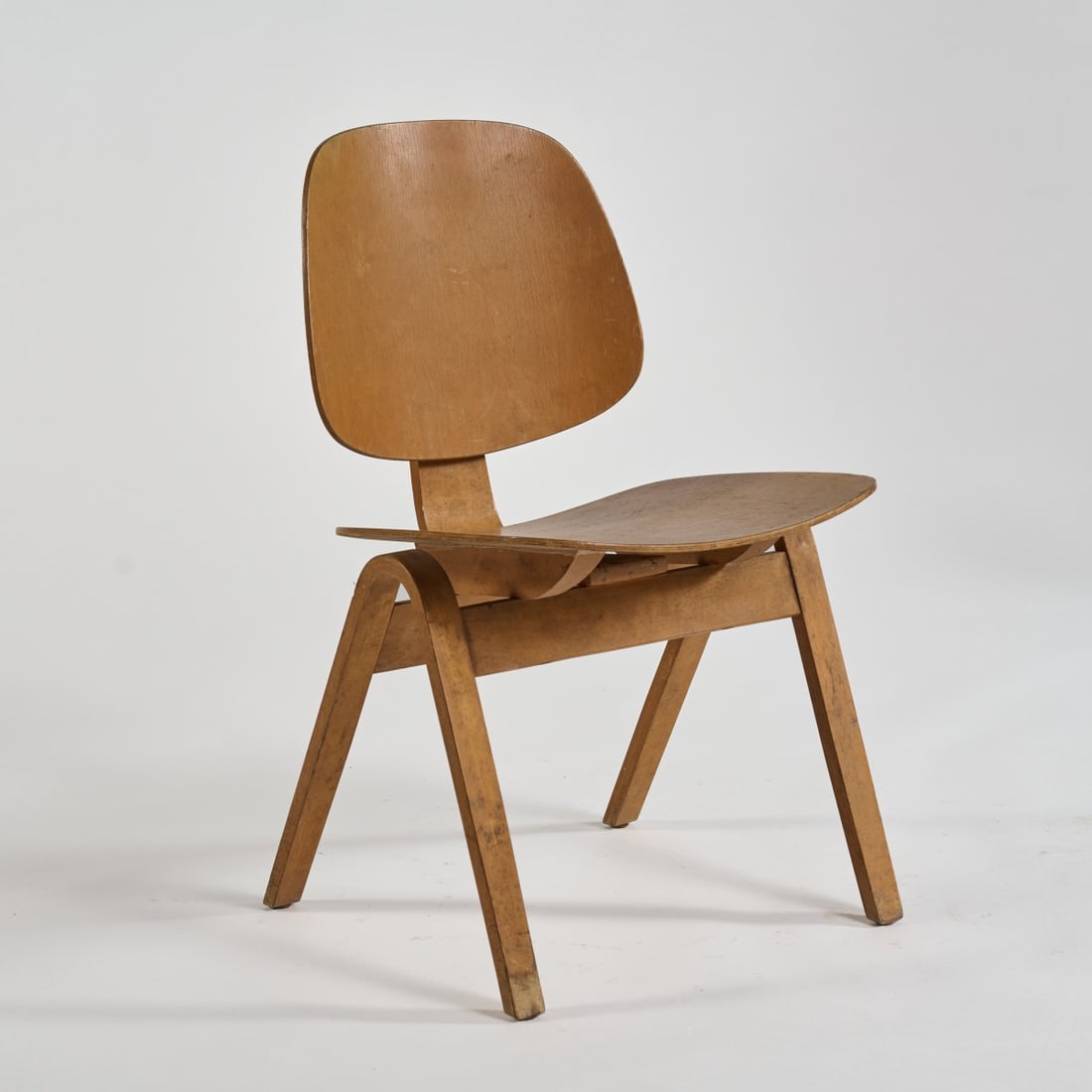 Joe Atkinson, Chair '703', 1952 (design) (1 of 5)