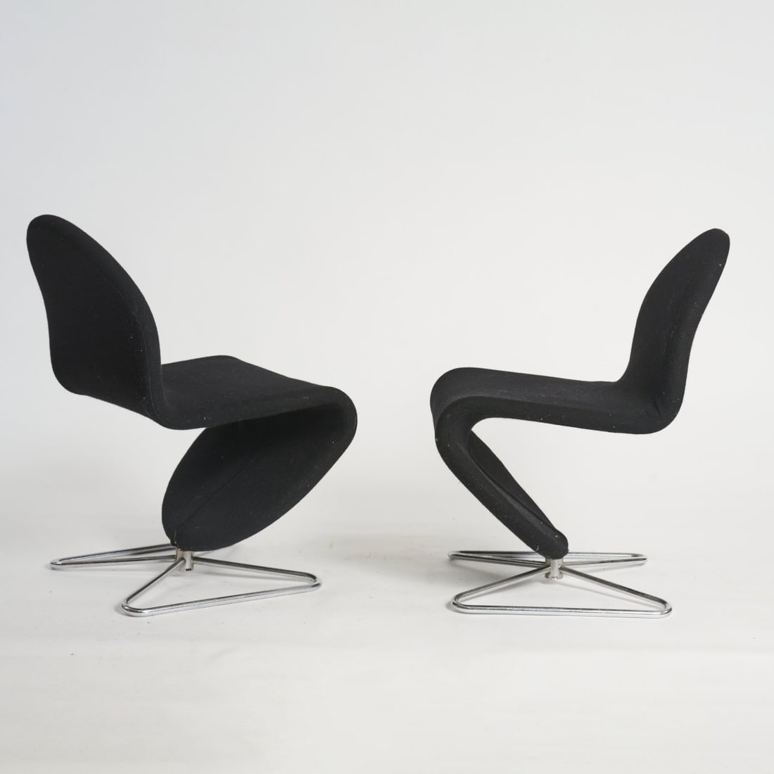Verner Panton, Eight 'System 1-2-3' chairs, 1973/74 (design) (1 of 4)