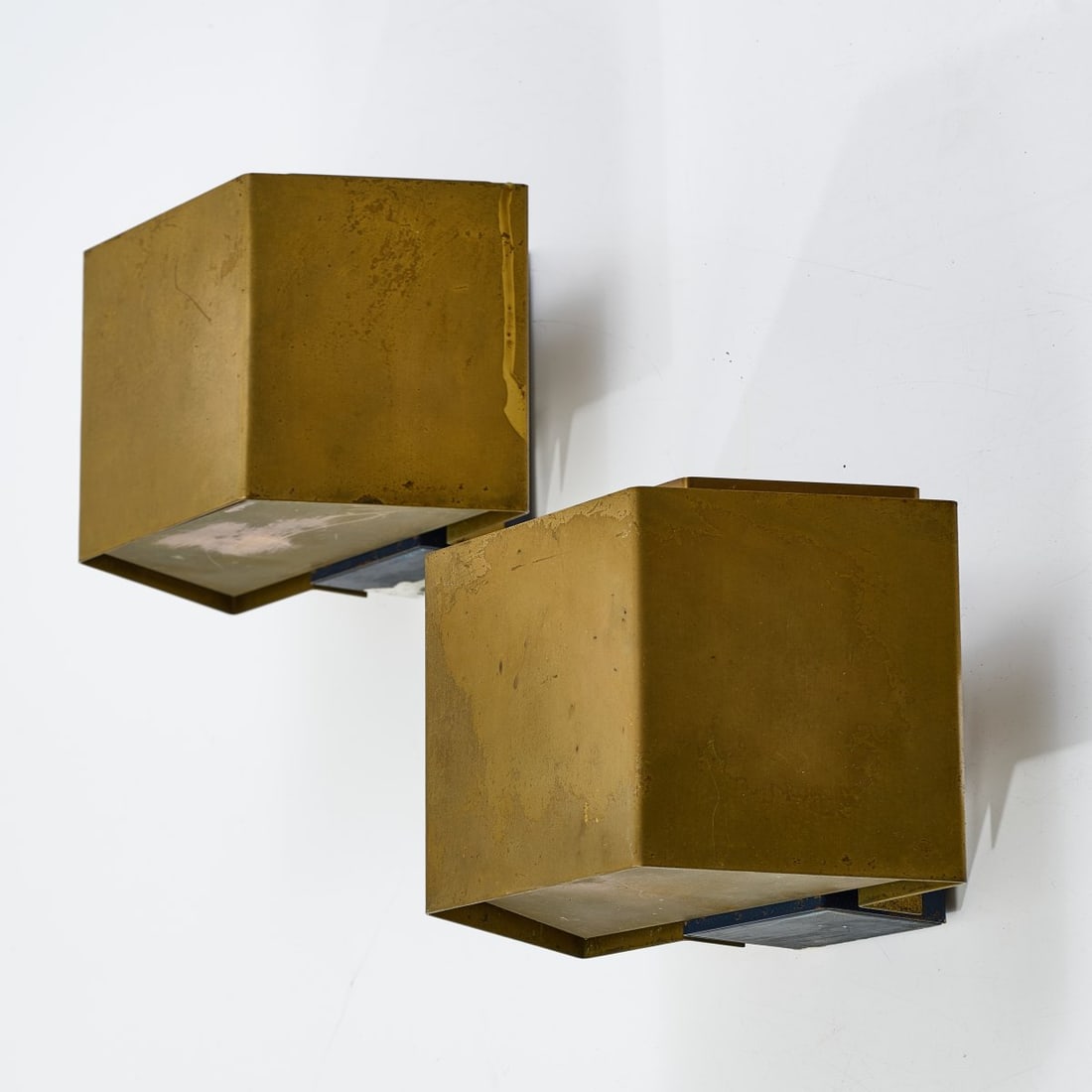 Carl Gustav Hiort af Ornäs, Two wall lights, 1950s (design) (1 of 5)