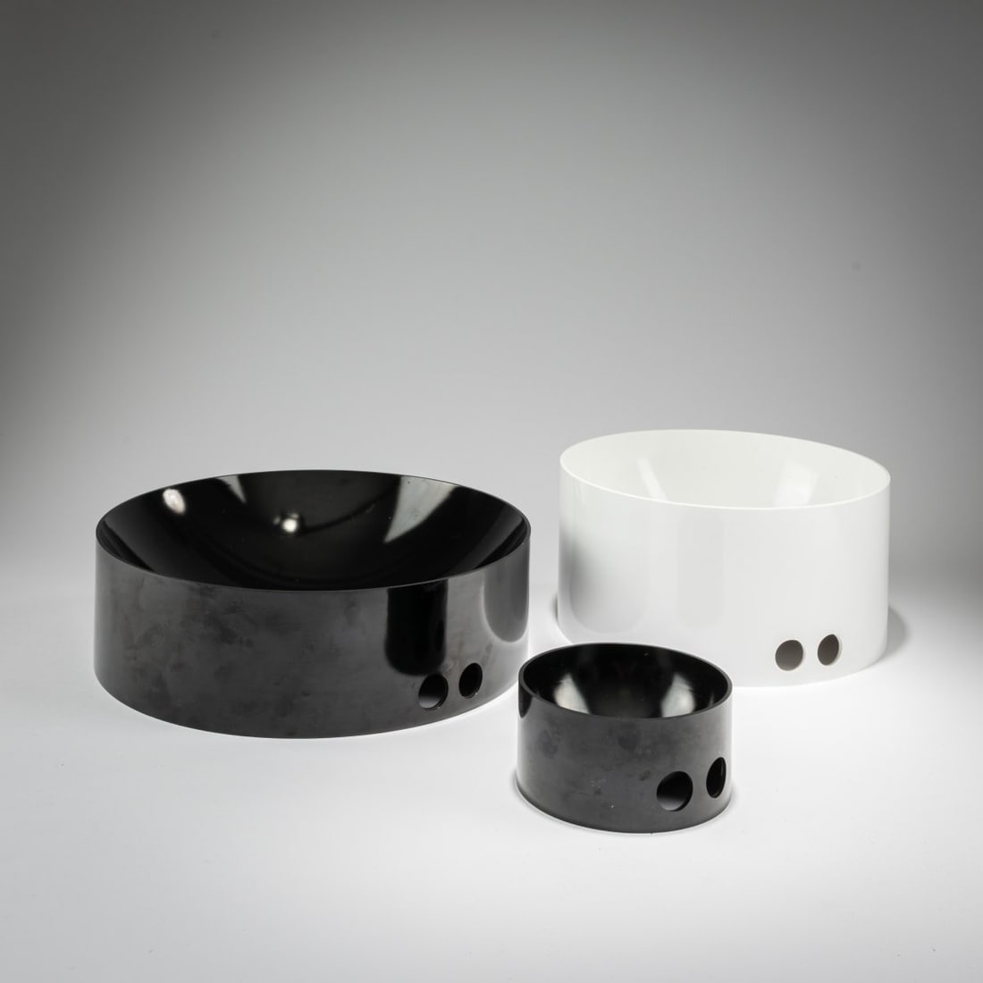 Enzo Mari, Three 'Tongavera' - '3089A, 3089C' bowls, 1969 (design) (1 of 3)