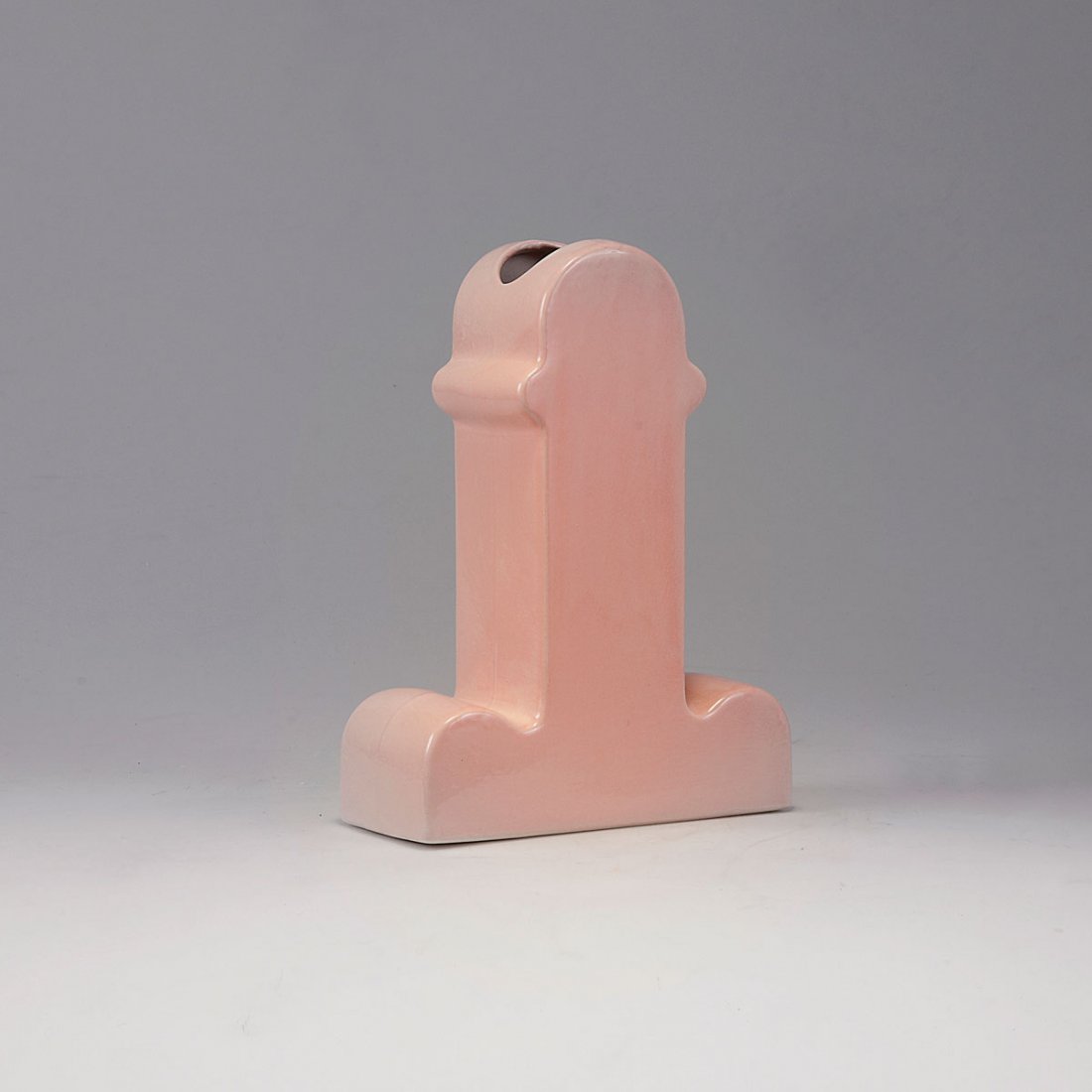 'Shiva' vase: Ettore Sottsass. 'Shiva' vase, 1973. H. 24 cm. Made by B. D. Ediciones, Barcelona. Earthenware, glazed pink. Marked: bd, Ettore Sottsass.