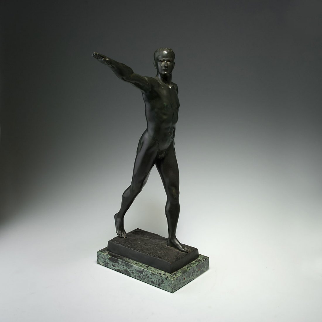 Maurice Guiraud-Riviere. Athlete. H. 52 cm (excl.: Maurice Guiraud-Riviere. Athlete. H. 52 cm (excl. plinth). Cast by Etling, Paris. Bronze, dark green patina. Signed: M. GUIRAUD RIVIERE, ETLING Paris.