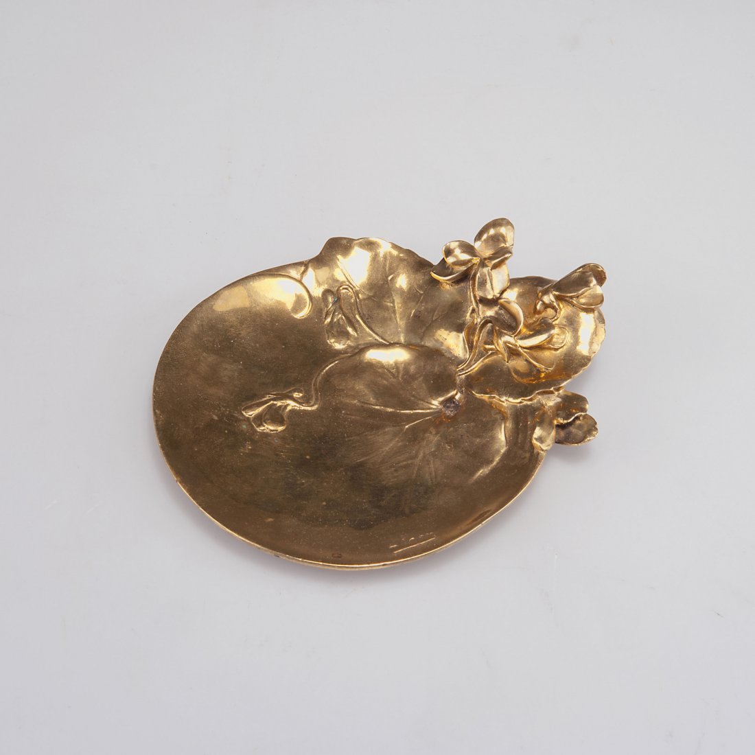 Dish: Leon Kann, Paris. Small dish, c1900. 13 x 11 cm. Made by Siot-Decauville, Paris. Gilded bronze. Marked: L. Kann.