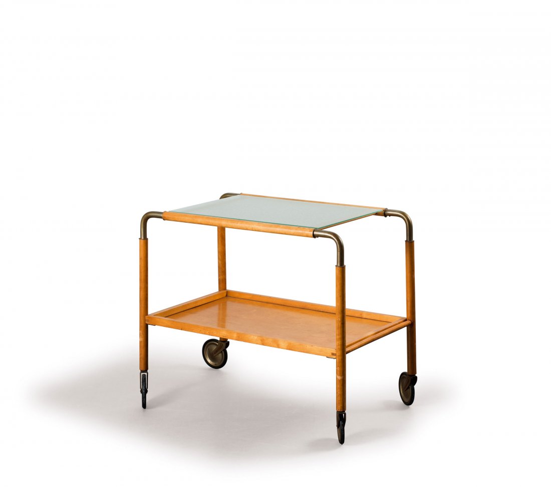 Bruno Mathsson (in the style of). Serving cart, 1930s.: Bruno Mathsson (in the style of). Serving cart, 1930s. H. 61.5 x 72.5 x 42.5 cm. Birchwood and birch plywood, nickel-plated tubular steel, clear glass.