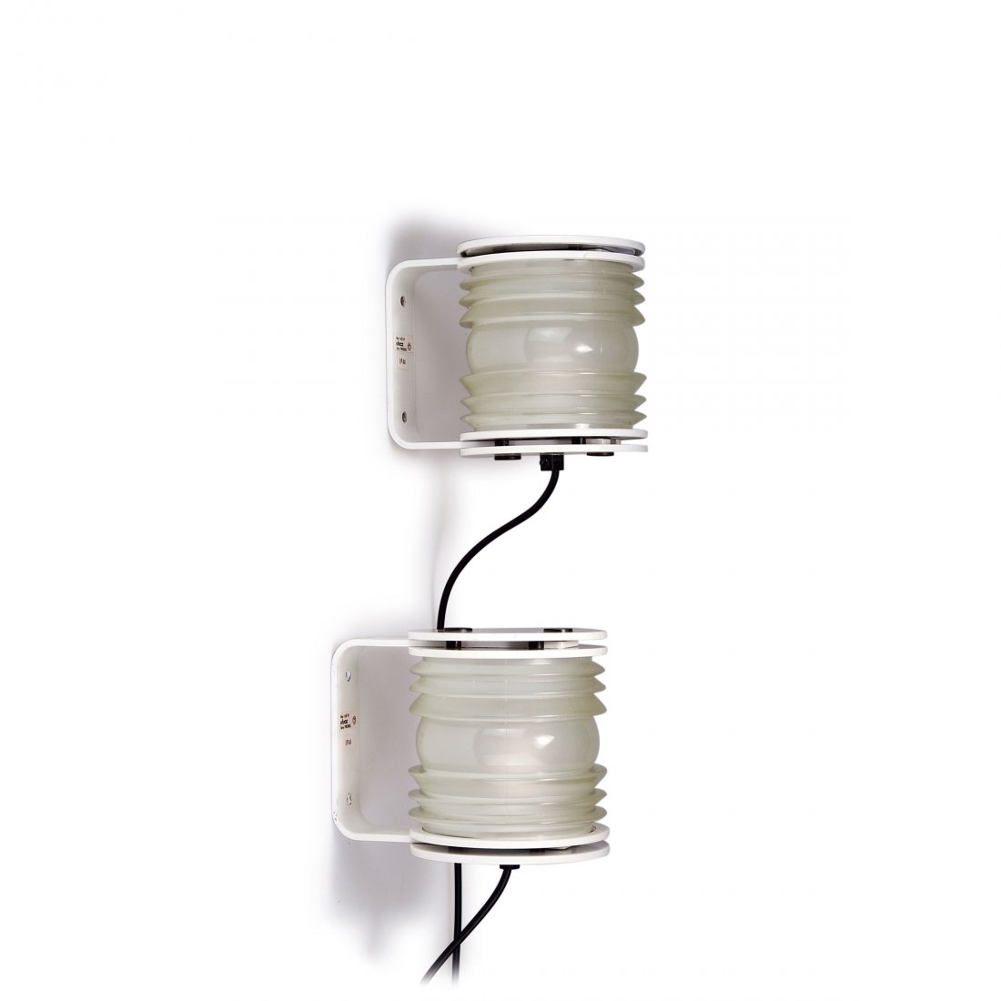 Joe Colombo. Pair of 'Fresnel' sconces, 1966. H. 15.5 x: Joe Colombo. Pair of 'Fresnel' sconces, 1966. H. 15.5 x 14 x 20.5 cm. Made by Oluce, Milan. Aluminium, painted white, Fresnel glass. Marked: Maker's mark.