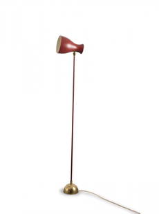 '57/416' floor light, 1950: Dieter Schulz. '57/416' floor light, 1950. H. 107.7 cm, D. 12.5 cm. Cast metal, tubular metal and sheet metal, painted red, brass. Marked: DIETER SCHULZ 57/416.