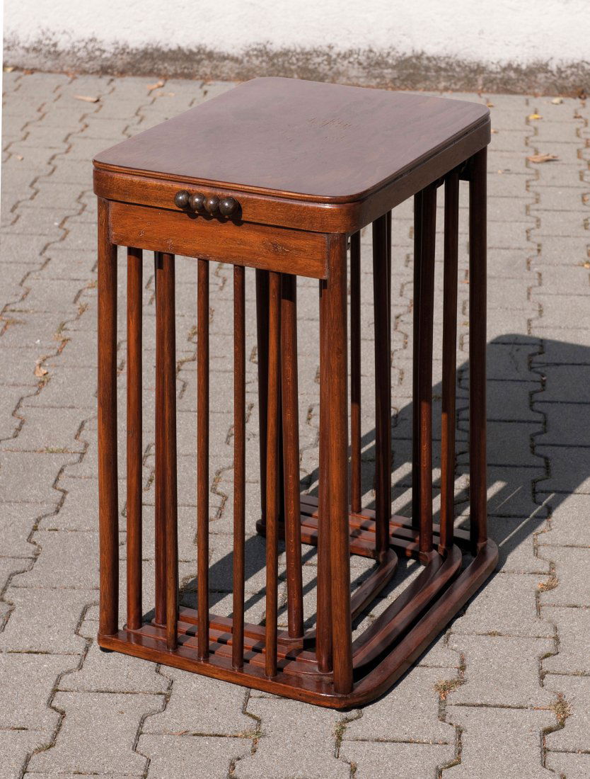 Four nesting tables, c1905: Josef Hoffmann. Four nesting tables, c1905. Kohn model no 986. H. 64.5-75.5 cm; 60-34.3 x 42.8-27.3 cm. Made by J. & J. Kohn, Vienna. Bent- and plywood (beech). Original manufacturers label: J. & J. K