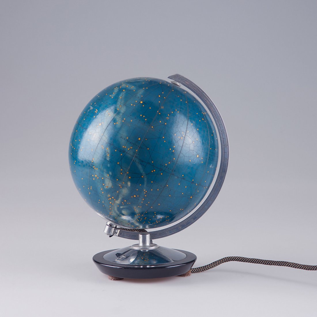 Prof. Dr. Johannes Riem. 'Columbus' celestial globe,: Prof. Dr. Johannes Riem. 'Columbus' celestial globe, 1950s. H. 26 cm, D. 17 cm. Made by Columbus Verlag Paul Oestergaard KG, Berlin and Stuttgart; Karthograf C. Luther. Aluminium, plastic, wood. Marke