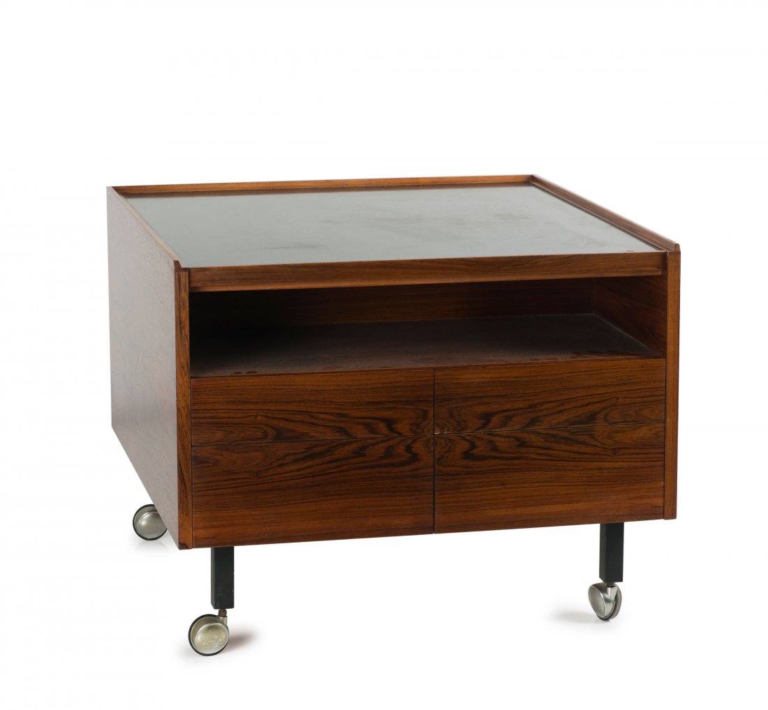 Bar, 1960: Arne Vodder. Bar cabinet on wheels, 1960. H. 61 x 75 x 75 cm. Made by Sibast, Copenhagen. Wooden construction, rosewood veneer, formica, black, teak drawers. Marked: Maker's label.