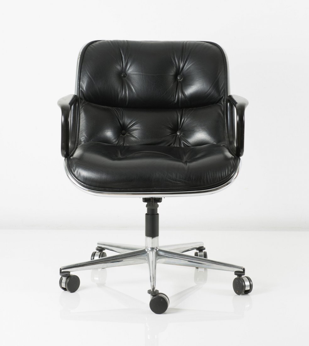 '12E1' armchair , 1965: Charles Pollock. '12 E1' armchair, 1965. H. 86 x 66 x 68 cm. Made by Knoll International, New York. Cast aluminium, chrome-plated tubular steel, black leather.