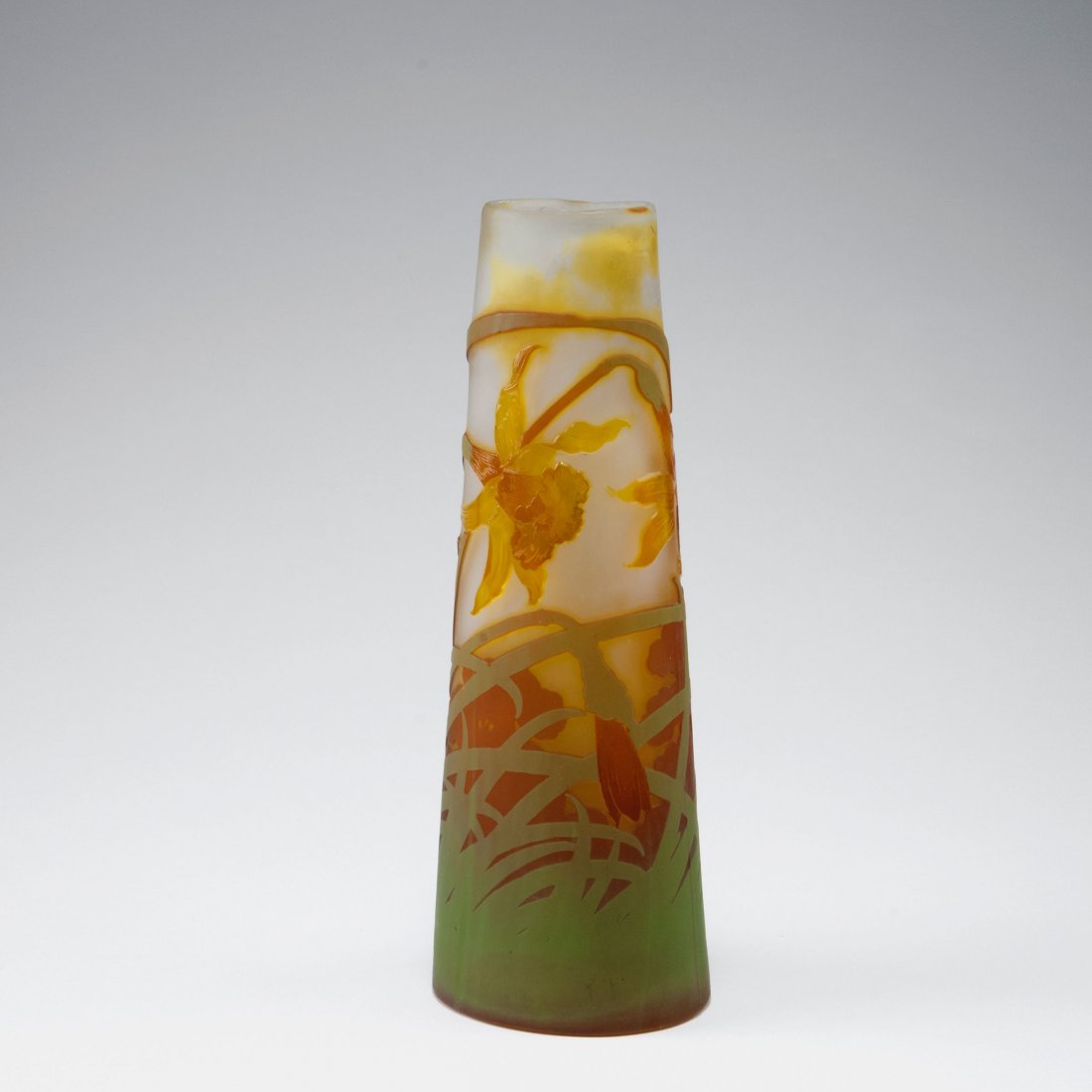 'Narcisses' vase, 1904-06 (1 of 3)