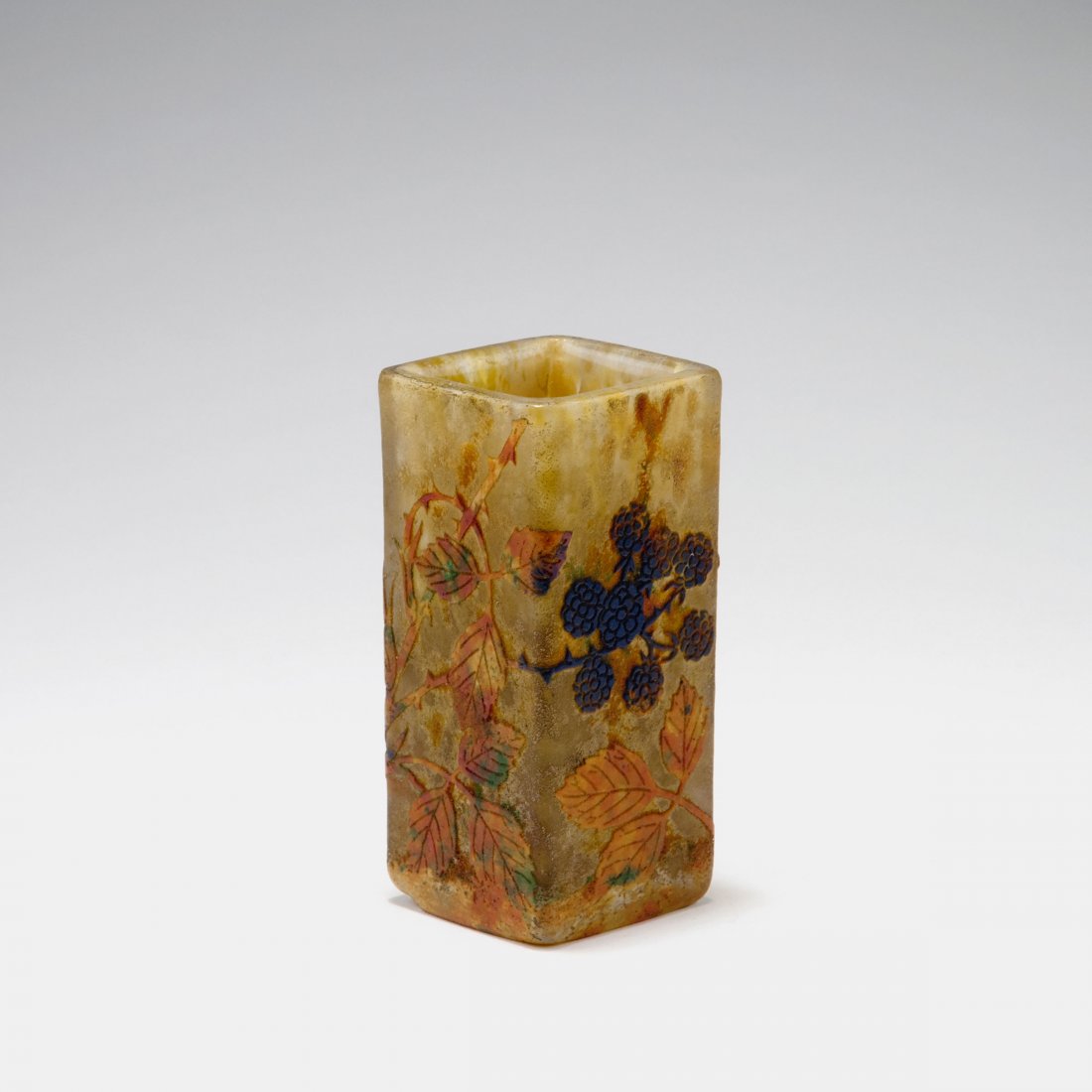 'M_res' vase, 1909 (1 of 3)