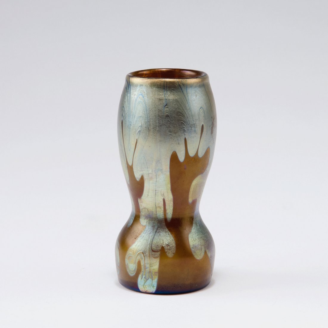 Small 'Phaenomen' vase, 1900 (1 of 2)