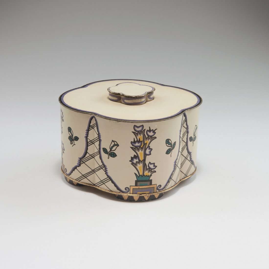 Biscuit box, 1910-11: Emanuel Josef Margold. Biscuit box, 1910-11. H. 11.5 cm, 16.2 x 16.3 cm. Sheet metal, polychromatic paint, stylized floral pattern.