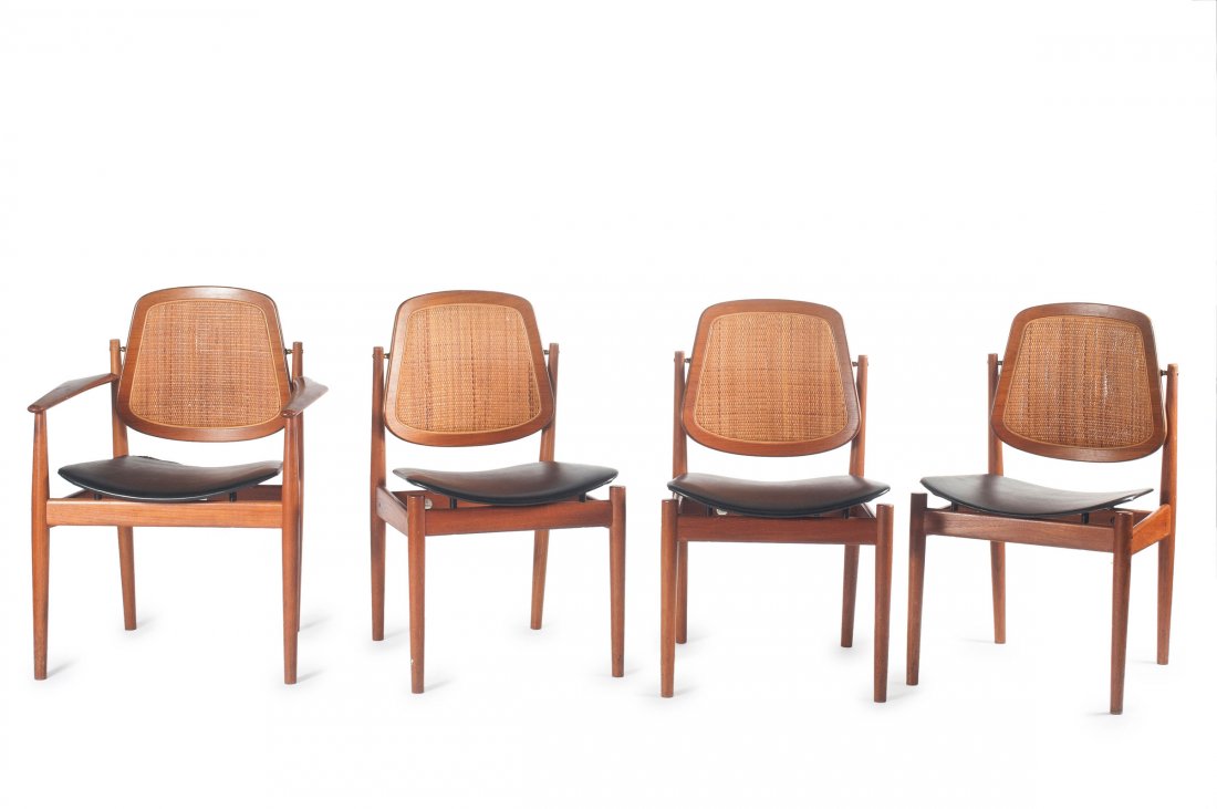 Two 'FD 186' armchairs and 6 'FD 185' chairs, 1956: Arne Vodder. Four 'FD 185' and 'FD 186' armchairs, 1956. Armchairs: H. 86.5 x 64.5 x 50.5 cm; chairs: H. 86.5 x 52 x 50.5 cm. Made by France & Daverkosen, Copenhagen. Teak, meshwork, black leatherette