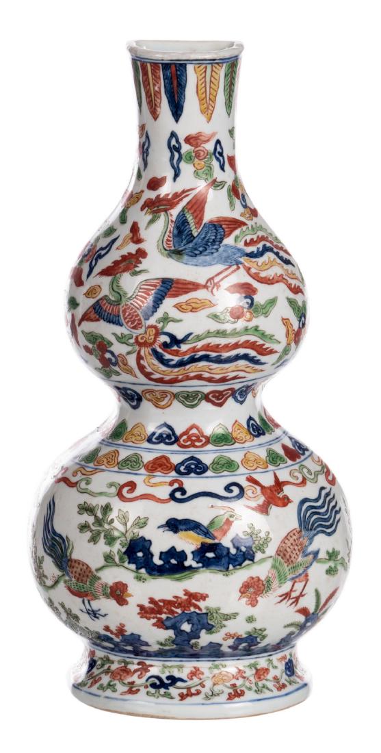 A Chinese wucai double gourd mural vase with phoenix, (1 of 11)