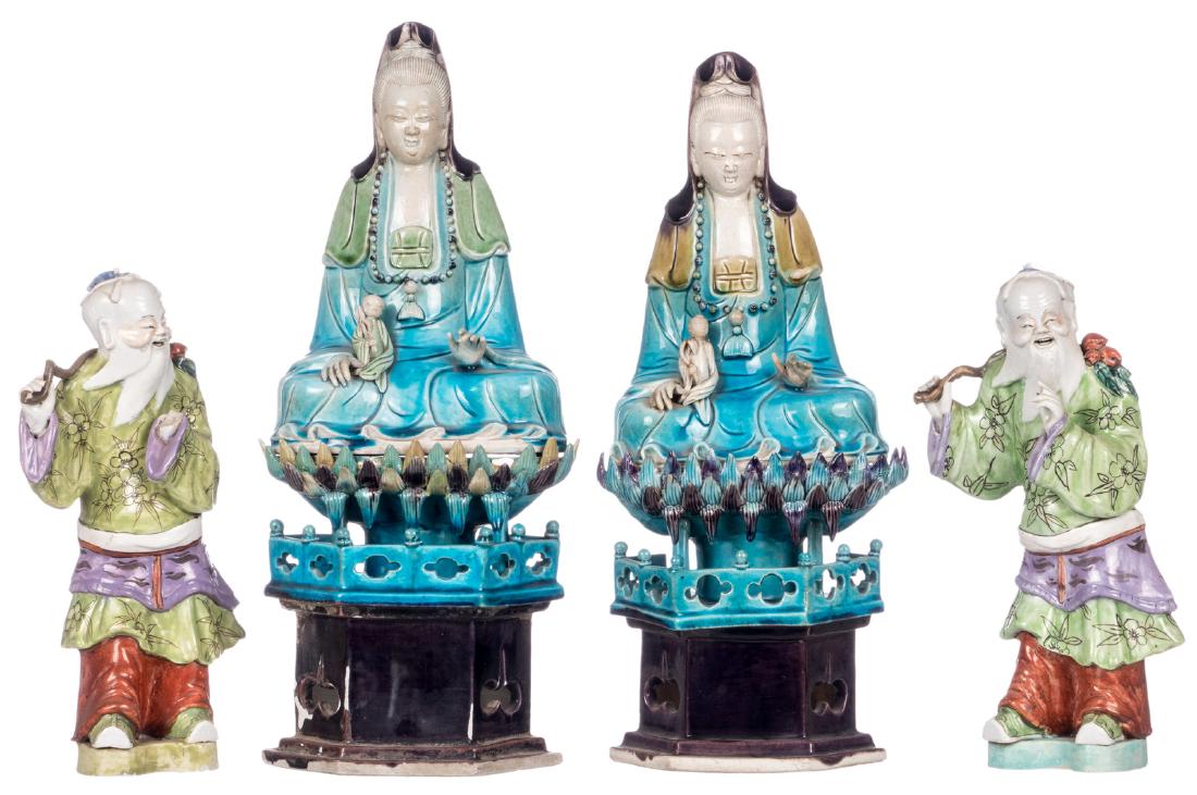 A pair of Chinese polychrome decorated Guanyins on a (1 of 20)
