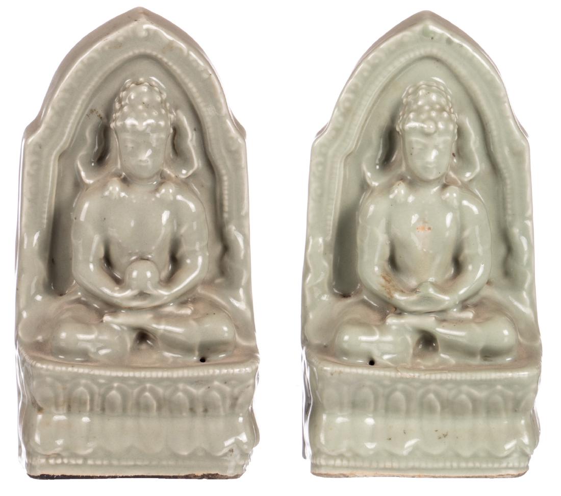 Two Chinese celadon Buddhas, with a Qianlong mark, H 22 (1 of 8)