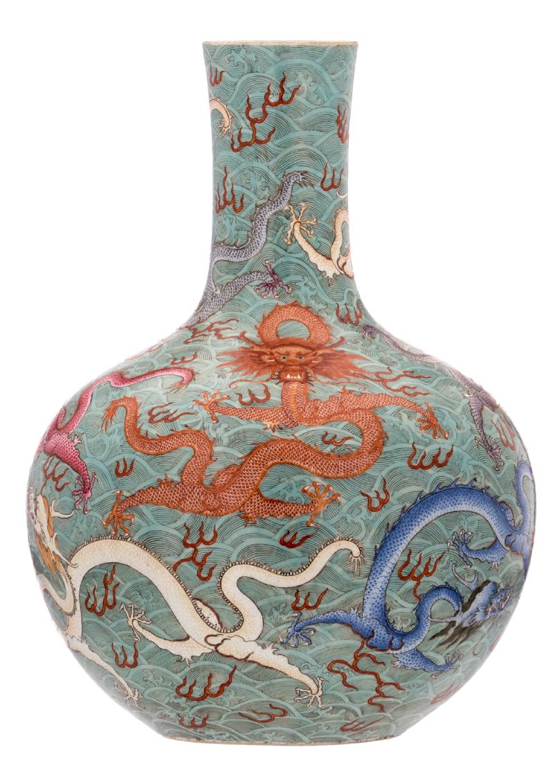 A fine Chinese turquoise ground dragon decorated bottle (1 of 7)