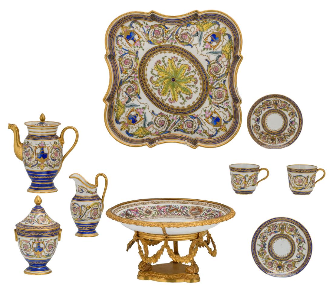A Historism French polychrome decorated porcelain (1 of 17)