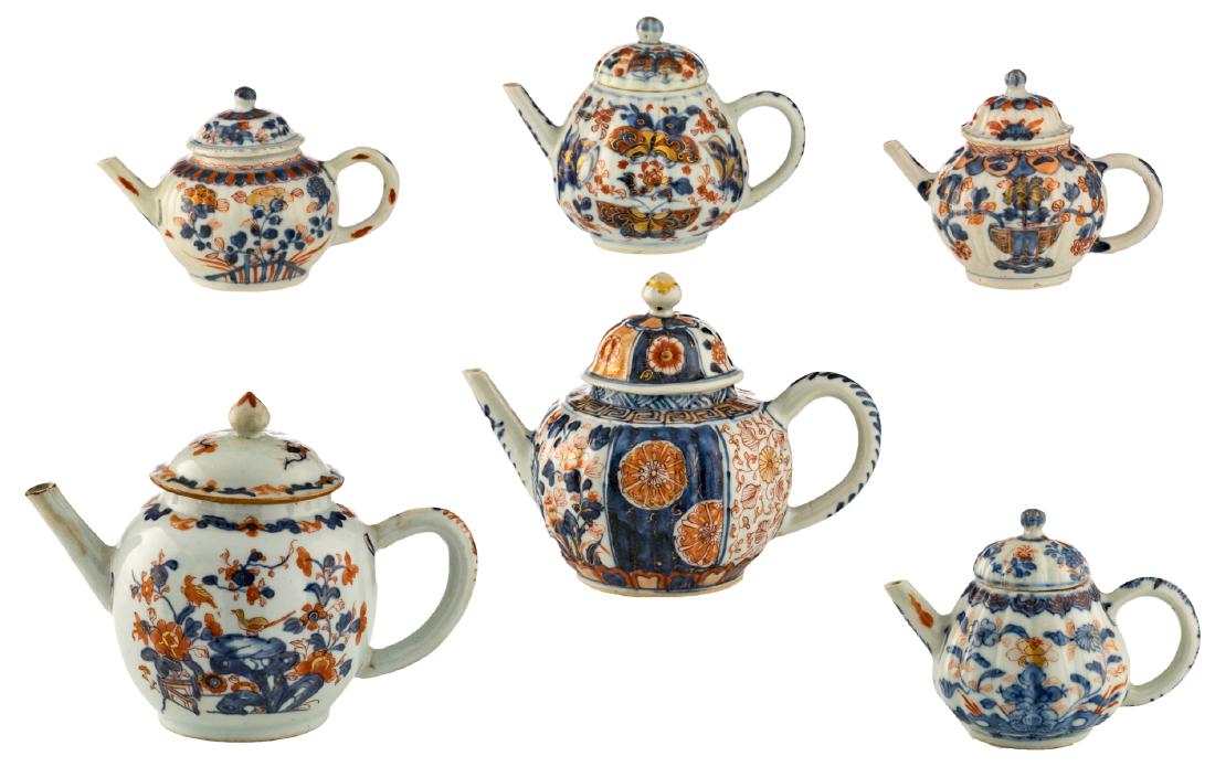 A lot of six Chinese Imari porcelain tea pots, 18thC, H (1 of 11)