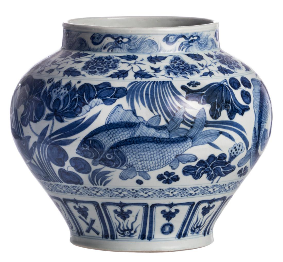 A Chinese blue and white jar, all over decorated with (1 of 6)