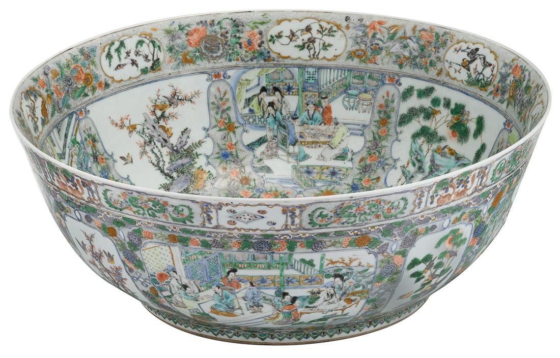 An exceptionally large Chinese famille verte bowl, (1 of 9)
