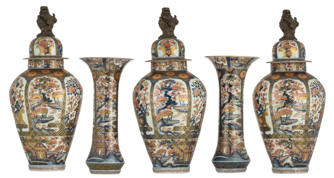 A Japanese Imari and gilt decorated five-piece (1 of 13)