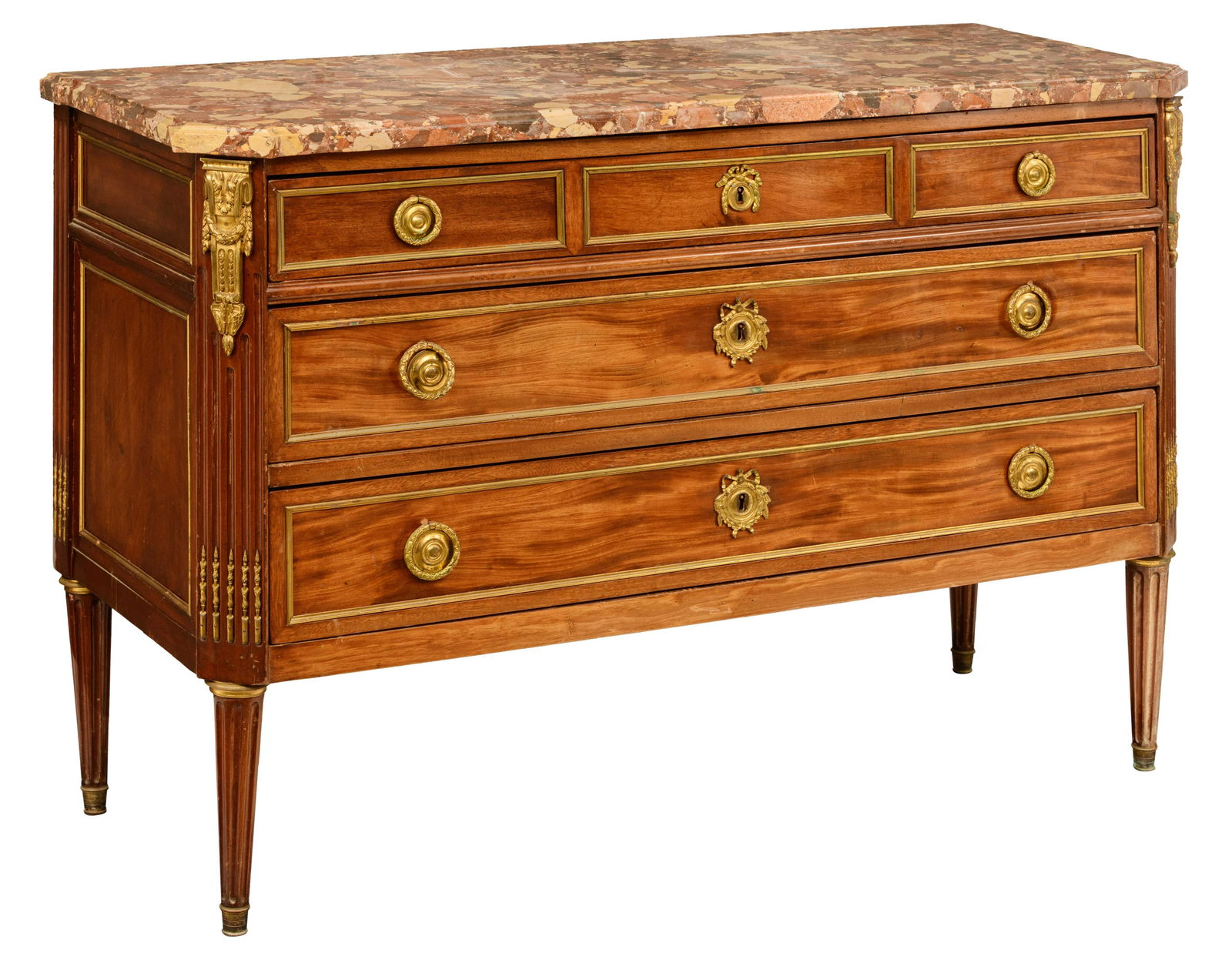 A fine Louis XVI period commode, 'EstampiÃ©', H 87,5 -: A fine Louis XVI period commode, 'EstampiÃ©', H 87,5 - W 127 - D 51,5 cmA fine Louis XVI period commode, mahogany veneered with gilt bronze mounts and a BrÃ¨che d'Alep marble top, indistinctly sta