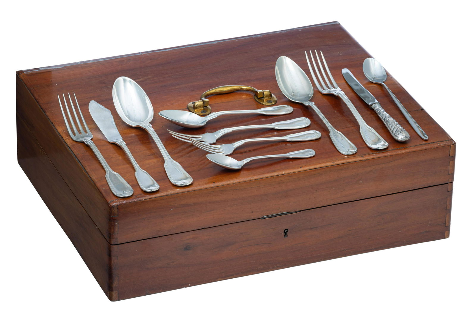 A walnut box containing silver-plated flatware by: A walnut box containing silver-plated flatware by Christofle, H 15 - W 44 - D 35 cmA walnut box containing silver-plated flatware by Christofle, H 15 - W 44 - D 35 cm (dimensions of the box)- 23 dinne