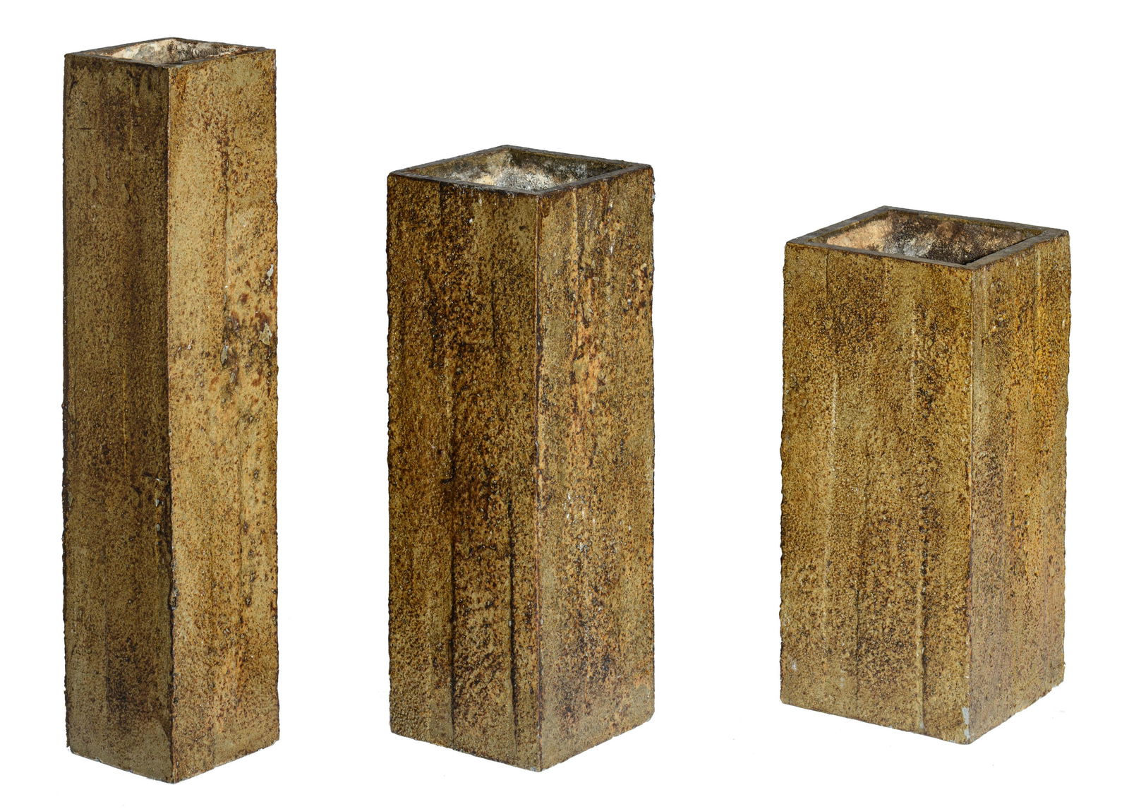 A set of three jardiniÃ¨res by the Belgian design: A set of three jardiniÃ¨res by the Belgian design company Pia Manu, H 55 - 65 - 78 cmA set of three vintage ceramic jardiniÃ¨res by the Belgian design company Pia Manu, H 55 - 65 - 78 cm