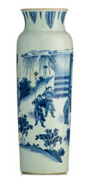 A Chinese blue and white 'Figural' sleeve vase, Transitional period, H 45,5 cm