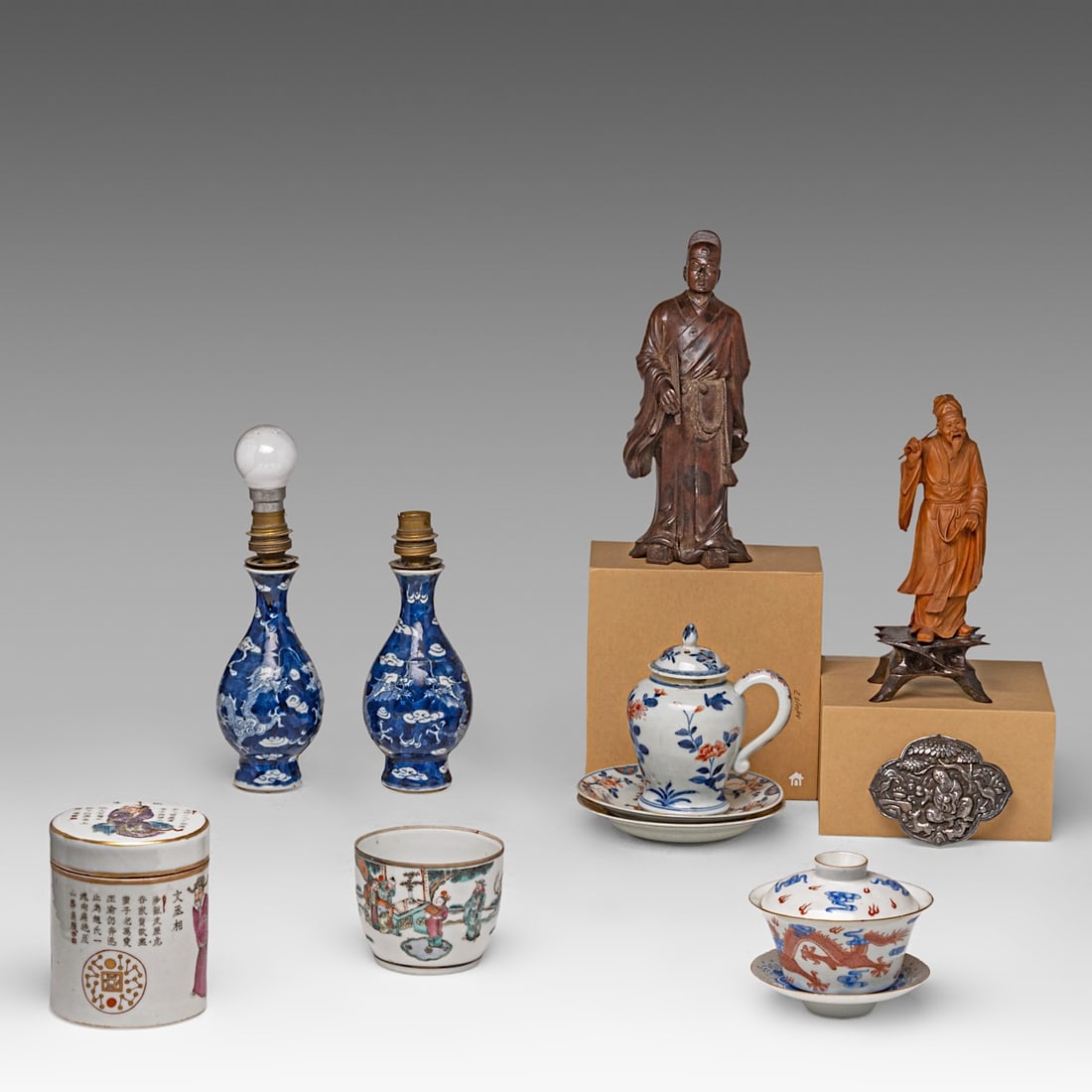 A collection of various Chinese objects, incl. a 'Wu Shuang Pu' jar and cover, 18thC - 20thC, (1 of 20)