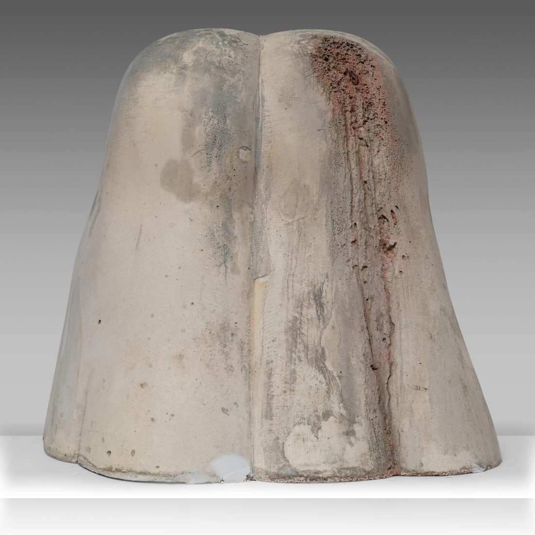 Pol Spilliaert (1935-2023), 'Het lange zoeken', patinated plaster 38 cm. (14.9 in.): Pol Spilliaert (1935-2023), 'Het lange zoeken', patinated plasterJaak Fontier, 'Pol Spilliaert', Drukkerij Lannoo NV, Tielt, 2005, p. 4, 5Is possibly subject to the Artist's Resale Right / consult 'Co