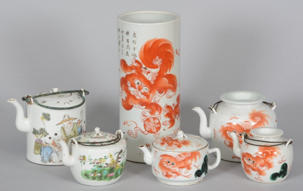 Five Chinese teapots, polychrome and iron-red (1 of 10)