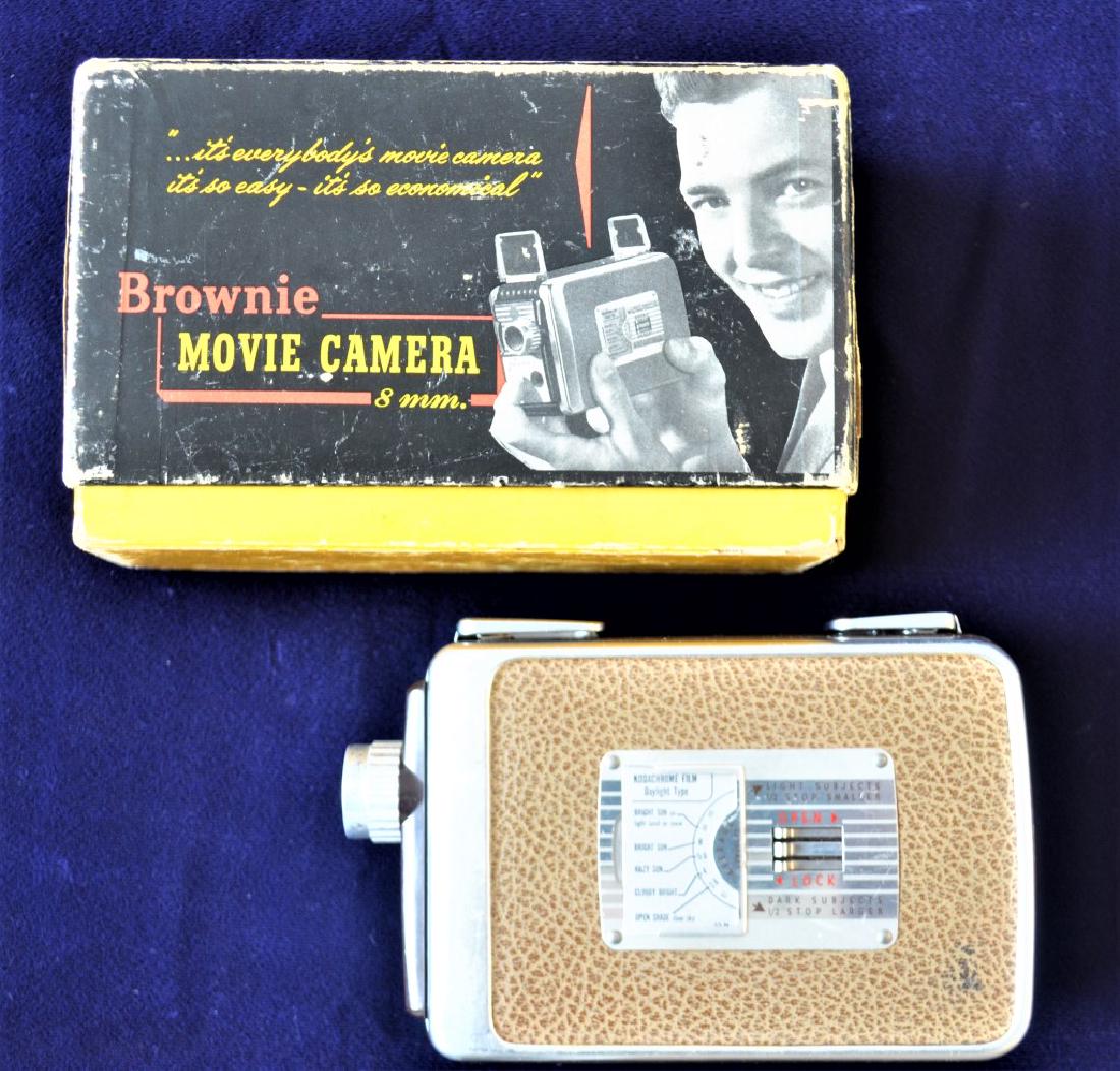 Kodak Brownie 8mm Movie Camera in Original Box 1950's (1 of 8)