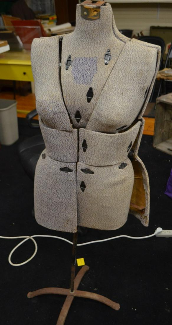 Vintage Articulated Dress Form (1 of 5)